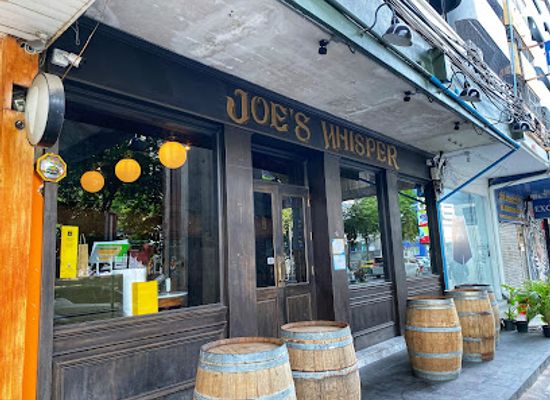 thailand/chao-phraya-river-basin/bar/joe-s-whisper