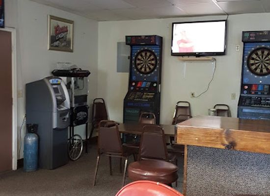 wyoming/absaroka-range/bar/hi-way-bar-cafe-and-rv