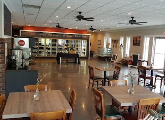 tennessee/bristol-motor-speedway/bar/bristol-cafe-market