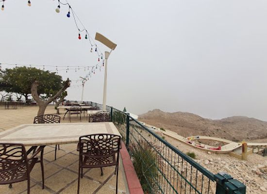 oman/al-buraymi-governorate/bar/lawrence-s-bar