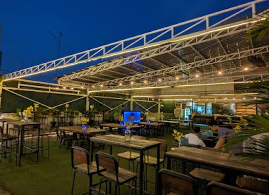 indonesia/medan/medan-baru/bar/level-02