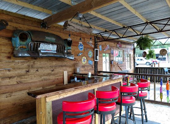 alabama/wiregrass/bar/the-rabbit-hole