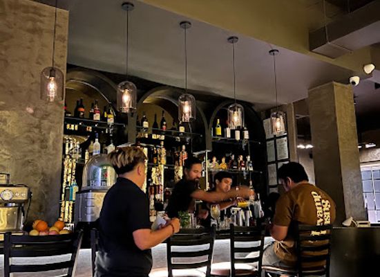 philippines/mindanao/bar/the-anomaly-gastropub