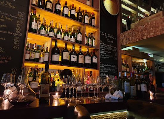 vietnam/hanoi/bar/tannin-wine-bar