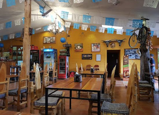 guatemala/huehuetenango/bar/restaurante-la-escondida-steak-house-huehuetenango