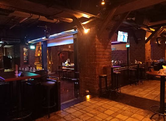 indonesia/southeast-papua/bar/b-a-t-s-bar-and-restaurant