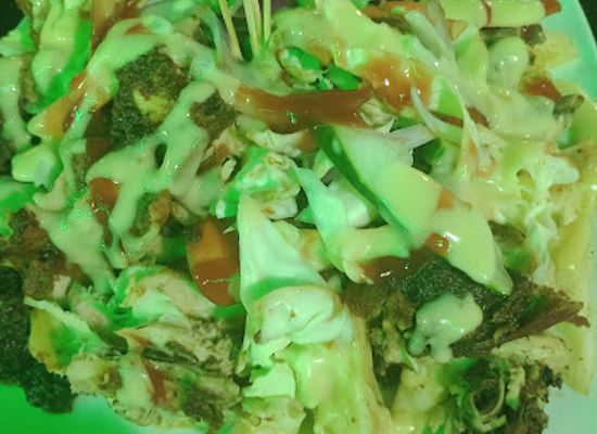 ghana/sefwi/bar/odehei-awe-pub-kitchen