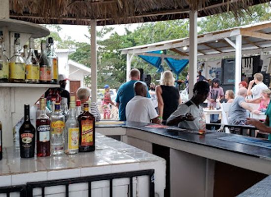 jamaica/negril-area/bar/drifter-s-bar