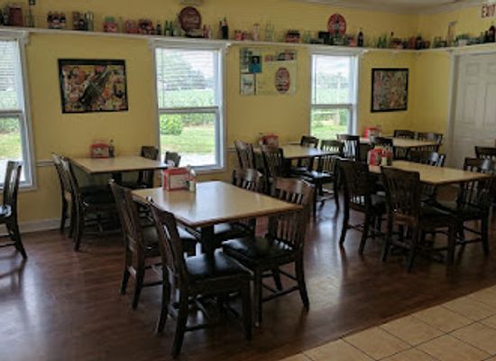 virginia/northern-neck/bar/newsome-s-restaurant