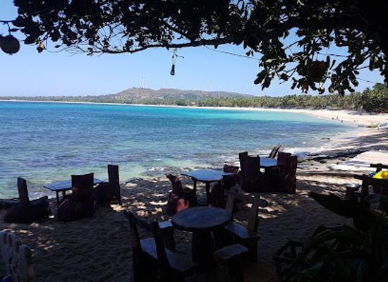 philippines/ilocos-norte/pagudpud/bar/emohruo-beach-restobar