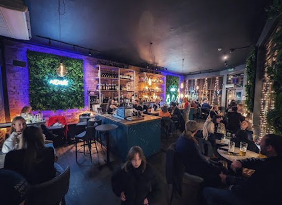 united-kingdom/derbyshire/bar/monk-bar