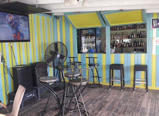 sint-maarten/little-bay/bar/la-union-bar