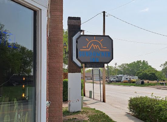 wyoming/weston-county/bar/sundowner-inn