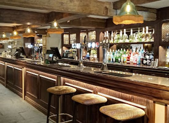 united-kingdom/buckinghamshire/bar/bell-aston-clinton