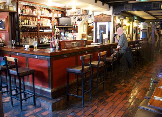 ireland/killarney-national-park/bar/the-laurels-pub-restaurant