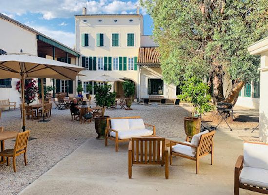 france/languedoc/bar/bar-le-basalte-bar-a-cocktail-de-la-maison-noilly-prat
