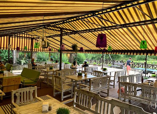 ukraine/yaremche/bar/hutsul