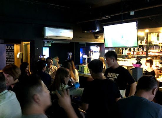 singapore/serangoon/bar/kool-p-u-b-entertainment-llp