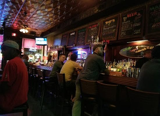 missouri/st-louis/bar/the-famous-bar
