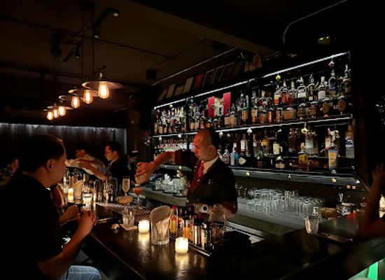 thailand/bangkok/thonglor/bar/findthelockerroom