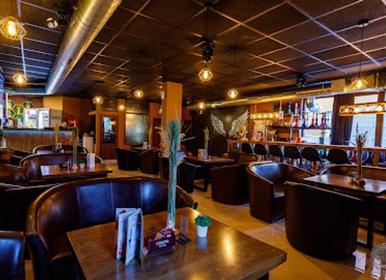 bulgaria/rila/bar/factory-lounge-garden