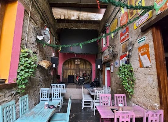 mexico/puebla/bar/sufrida