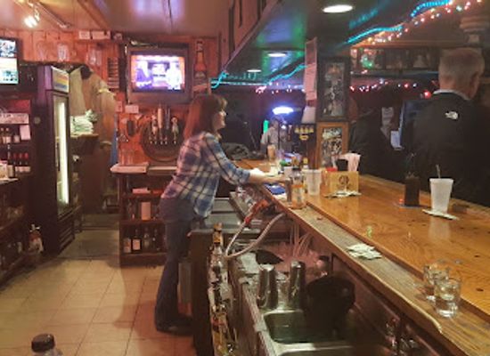 massachusetts/mount-greylock-state-reservation/bar/state-street-tavern