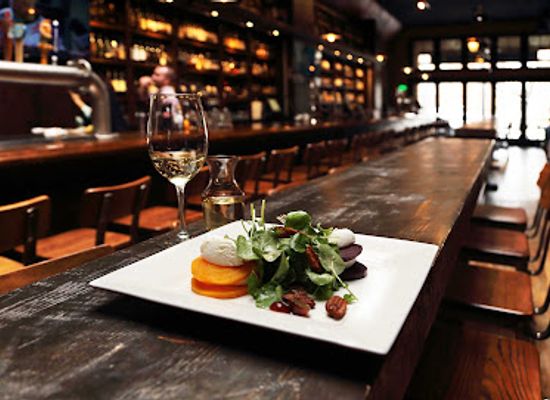 utah/goblin-valley/bar/whiskey-street-cocktails-dining