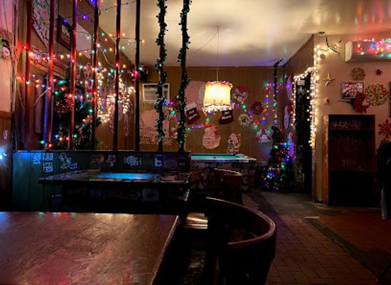 new-york/leatherstocking-region/bar/welcome-to-the-johnsons
