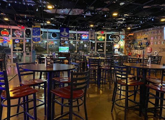 missouri/current-river/bar/the-dive