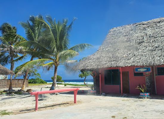 kiribati/kiritimati/bar/captain-cook-hotel