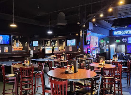 nevada/northern-nevada/bar/flowing-tide-pub-2