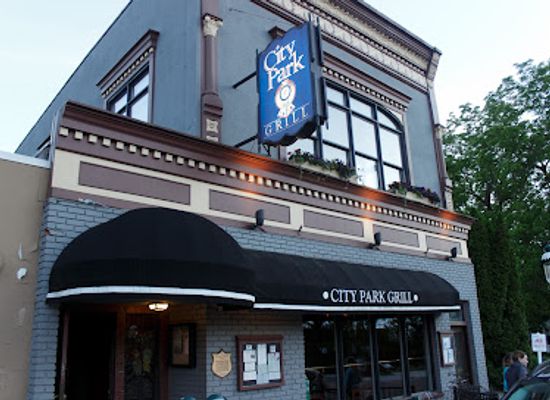 michigan/northern-michigan/bar/city-park-grill
