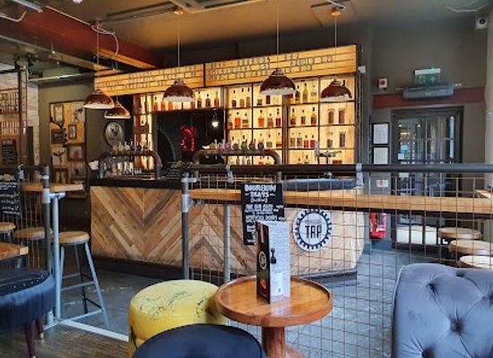 united-kingdom/cambridgeshire/bar/slingers-smokeworks-station-road