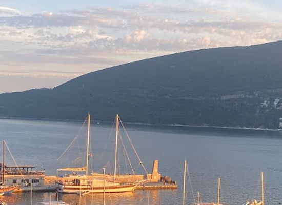 montenegro/herceg-novi/bar/tondo-club-bar