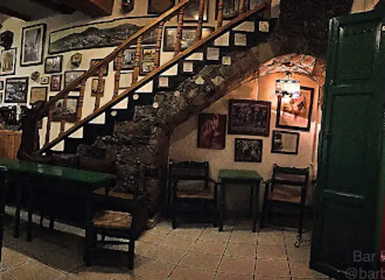 mexico/taxco/bar/bar-berta