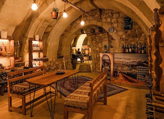 turkiye/cappadocia/avanos/bar/salkim-sarap-evi-wine-house