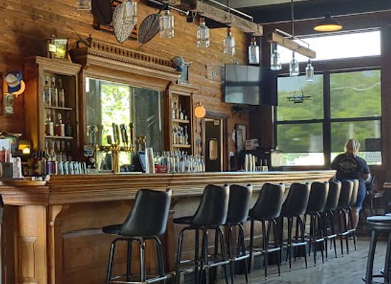 wisconsin/kettle-moraine-state-forest/bar/the-twisted-pair