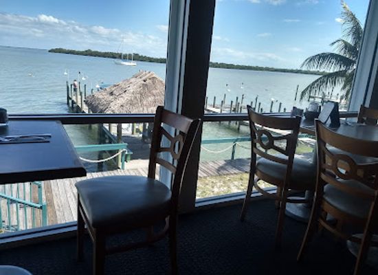 florida/captiva-island/bar/the-green-flash-restaurant