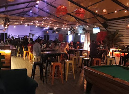 tunisia/the-sahel/bar/the-treesome