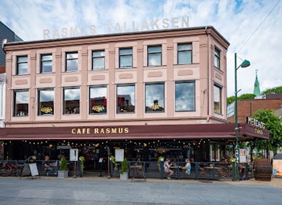 norway/sorlandet/bar/rasmus