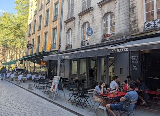france/versailles/versailles-city-centre/bar/no-water-bar-a-vins