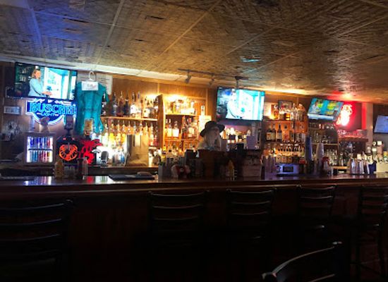 illinois/wabash-valley/bar/harry-s-old-kettle-pub-grill