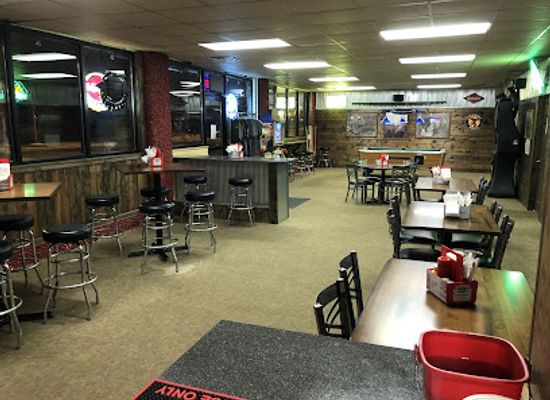 minnesota/cuyuna-country-state-recreation-area/bar/trailside-tavern-patio