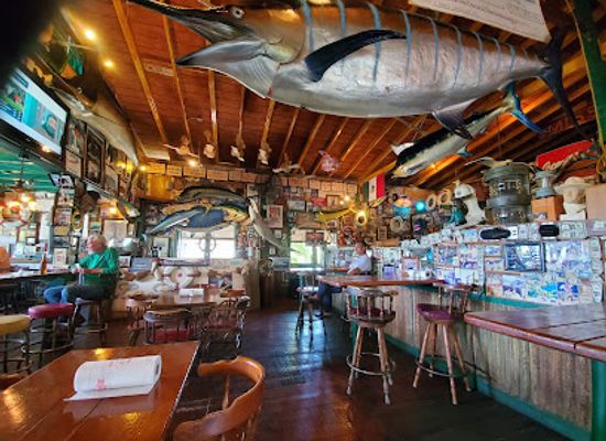 mexico/cabo-san-lucas/bar/latitude-22-roadhouse
