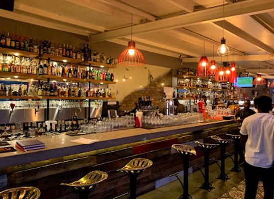 south-africa/cape-winelands/bar/thirsty-scarecrow