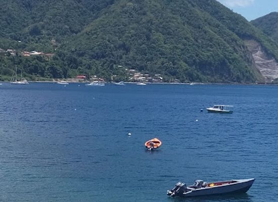 dominica/batalie-beach/bar/all-nations-bar