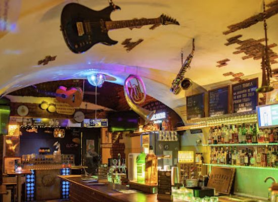 austria/gurktal/bar/gates-lifestyle-bar-good-vibes-since-1996