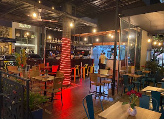 colombia/cali/ciudad-jardin/bar/gastro-bar