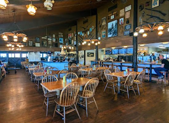 oregon/cascade-mountains/bar/bridgeside